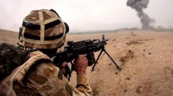 talibanii semneaza pacea cu sua se pune capat celui mai lung razboi al statelor unite