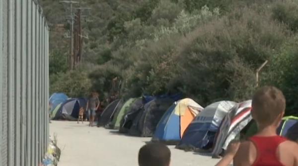 peste 13 000 de migranti la granita turcia grecia erdogan am deschis portile si nu le vom inchide