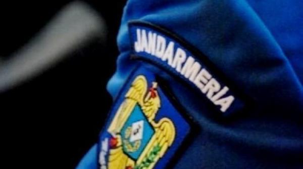 masina a jandarmeriei implicata intr un accident cu trei victime