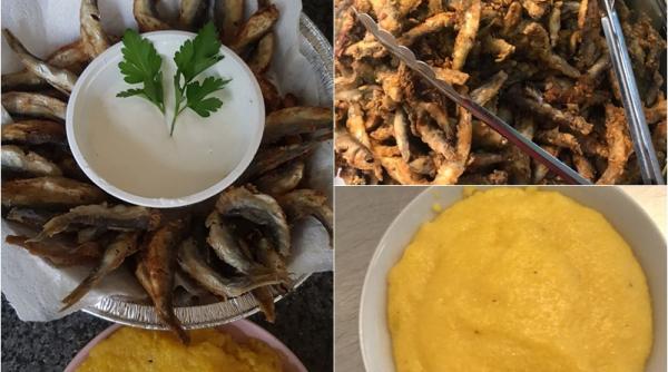 hamsii prajite cu mamaliga si usturoi reteta cum sa refuzi asa ceva