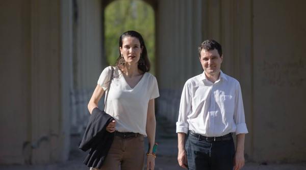 andrei caramitru o apara pe clotilde armand localele astea o sa i innebuneasca pe toti castiga psd