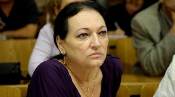 pintea in catuse monica pop eu am niste intrebari medicale