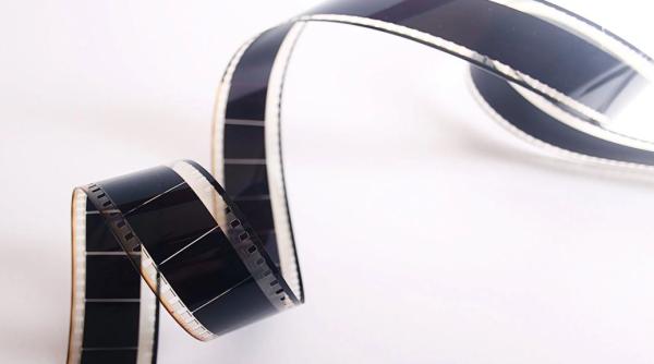 premiera noului film din seria james bond amanata