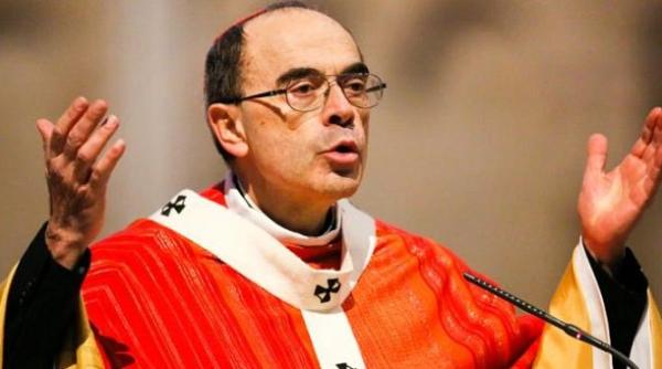 pedofilie in cadrul bisericii catolice papa francisc a acceptat demisia cardinalului francez philippe barbarin