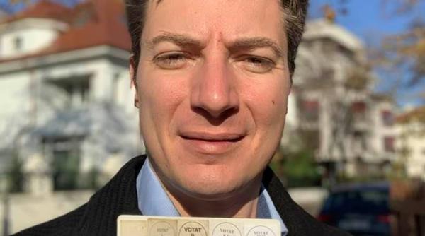 rascoala in usr plus caramitru ii zdrobeste pe barna si ciolos zero