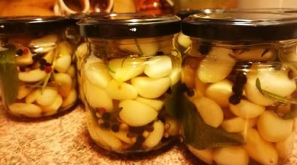 usturoi murat reteta cum se pune la borcane