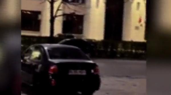 raasturnare de situatie adevarul din clipul cu barbatul fugarit de un medic