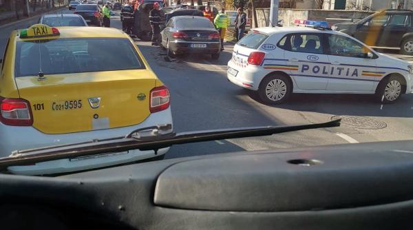 accident in bucuresti pe drumul sarii masina rasturnata