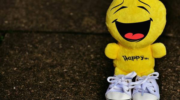 coronavirus cum isi vor petrece concediul de vara oamenii razi cu lacrimi video viral