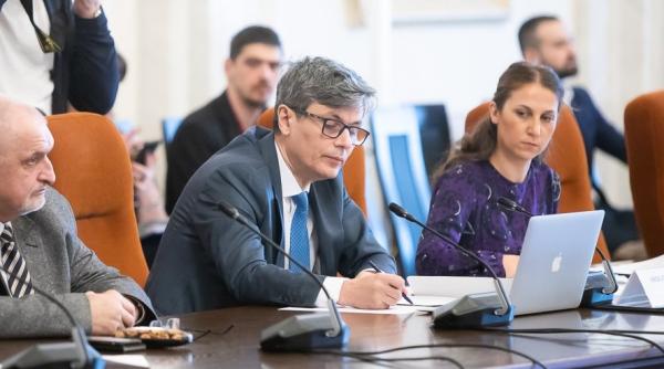 cursul euro a explodat  ce se intampla cu economia virgil popescu  e clar ca vine criza  o sa dureze o perioada de timp