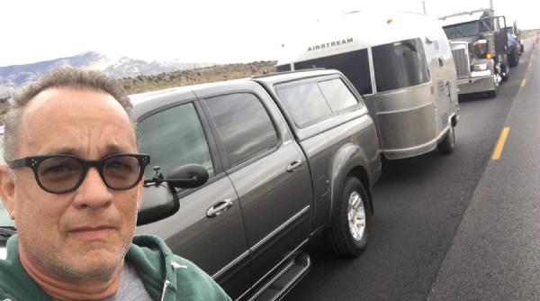 tom hanks a parasit spitalul dupa ce fusese testat pozitiv la coronavirus