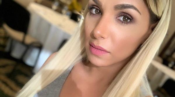 sorana socata dupa ce a tusit intr un magazin vanzatoarea era ascunsa dupa tejghea lumea buluc la usa