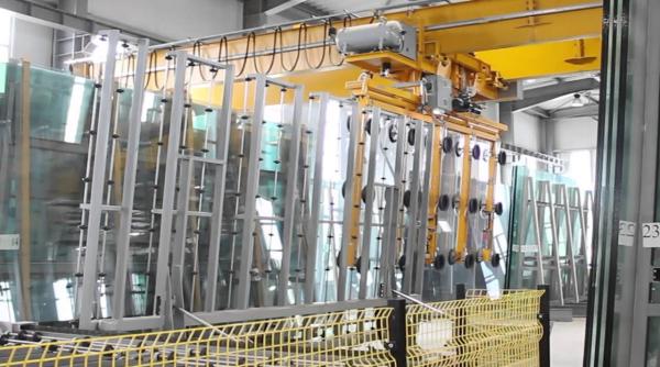 coronavirus fabrica de termopane qfort din craiova isi suspenda activitatea