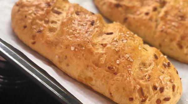 paine cu ceapa la cuptor reteta pe care nu ai incercat o pana acum