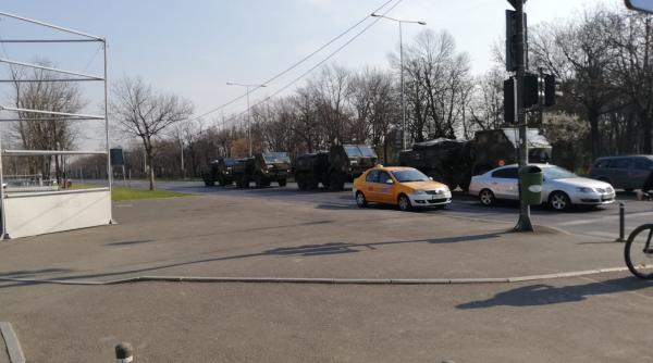 camioane militare in bucuresti foto