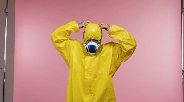 cum au salvat doi italieni un spital au fost numiti ingeri si eroi