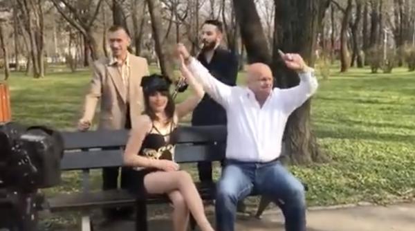 mori de ras vulpita si axinte scot videoclip vezi cum suna promo