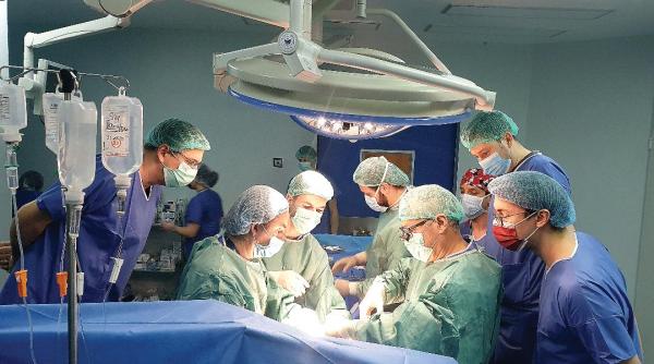 sanador premiera in romania avem primul spital clinic privat care realizeaza transplant hepatic