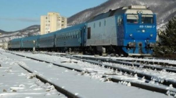 probleme pe calea ferata din cauza ninsorii  rutele afectate