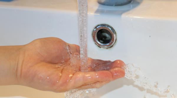 cati medici sunt infectati cu covid 19 in romania oficial