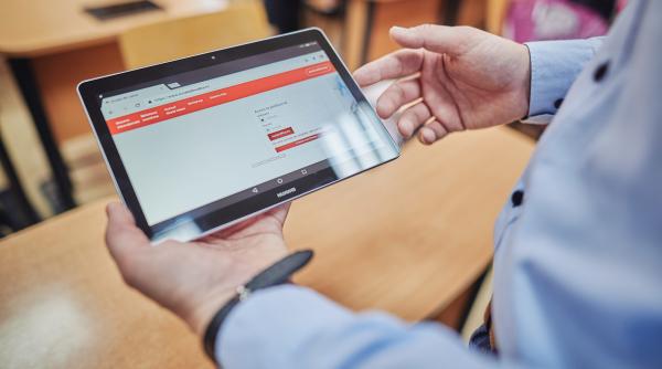 elevii parintii si sindicatele din invatamant apel urgent catre parlament