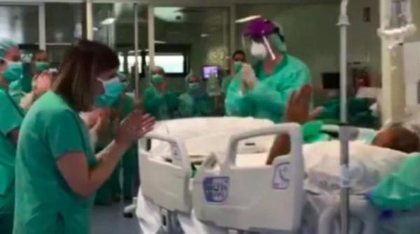 video un sofer roman scos din terapie intensiva in aplauzele medicilor spanioli