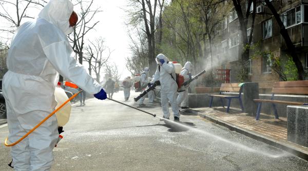 primaria sectorului 4 campanie de dezinfectie a scarilor si aleilor de bloc a locurilor de joaca si a spatiilor verzi