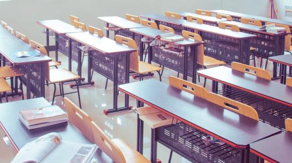 universitatile britanice ar putea reduce taxele studentesti