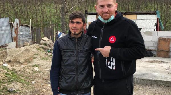 veste buna pentru tanarul din iasi care a mers calare la maternitate in plina pandemie morosanu ii construieste o casa