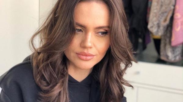 foto cristina siscanu criticata ca a iesit la cumparaturi in combinezon un cretin a tusit si a stranutat langa noi