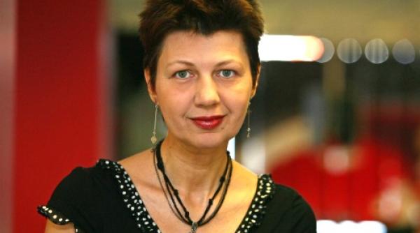 corina dragotescu cata minte sa ai il asociez cu moartea