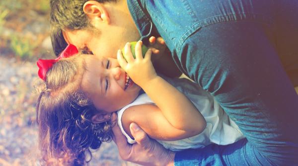 covid 19 cum vorbim cu copiii fara sa i panicam specialist in educatie nu i mintim