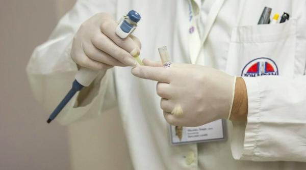 medic italian de la upu arad trebuie sa protejam si medicii si n italia au mers la lupta fara protectie si 66 au murit