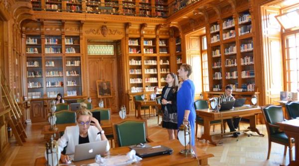 bibliotecile vor continua sa ofere acces online la informatii si activitati