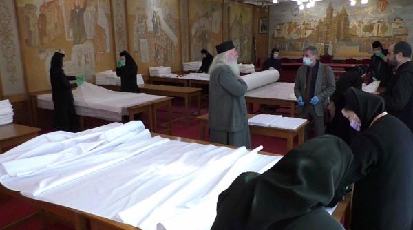 maicutele fac lenjerii si prosoape pentru spitale mitropolia banatului a cumparat 12 km de material