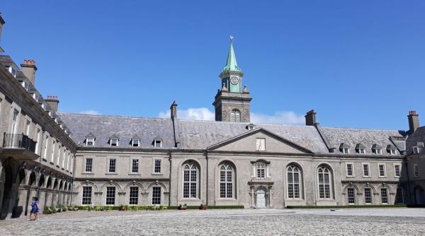 muzeul de arta moderna din irlanda va gazdui o morga