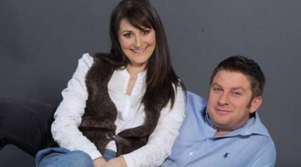 pavel bartos recunoaste ca fericirea lui totala sunt anca si cele trei fiice