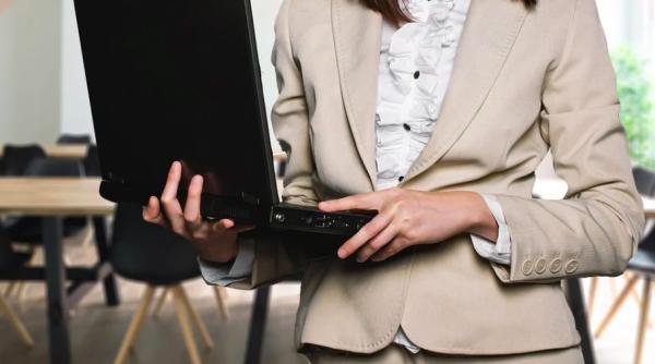 cinci sfaturi prin care sa arati impecabil intr un apel video