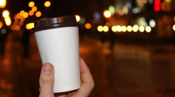 un barbat a platit 2000 de lei pentru o cafea a vrut s o bea departe de sotie