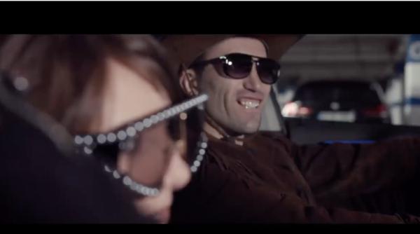 viorel si vulpita lanseaza melodie cine e cantareata care profita de audienta lor video