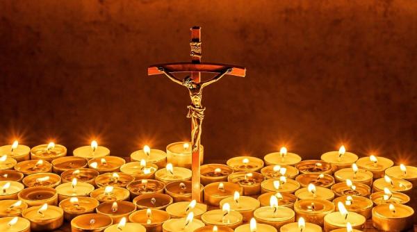 pasti 2020 acasa francis dobos invierea lui cristos nu sta intr o lumanare lumina nu vine de la o flacara