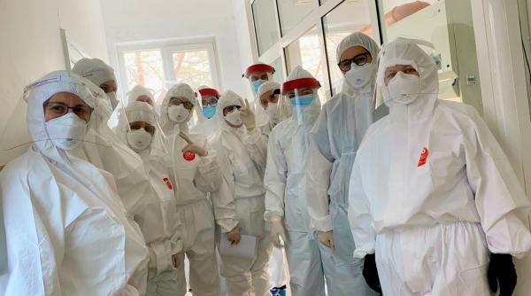 peste 800 de cadre medicale sunt infectate cu covid 19 statistica din linia intai