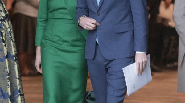 printul harry si meghan la plimbare in plina pandemie cu ce s au protejat