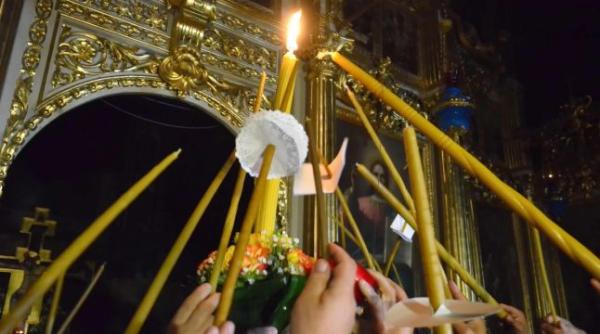 sute de credinciosi la biserica de inviere au sfidat autoritatile