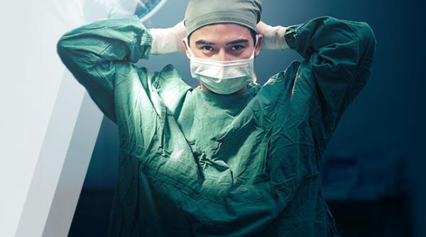 doi medici din wuhan transformare socanta din cauza tratamentului pentru covid 19