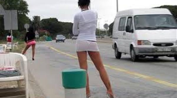 guvernul din spania ajuta prostituatele venit garantat