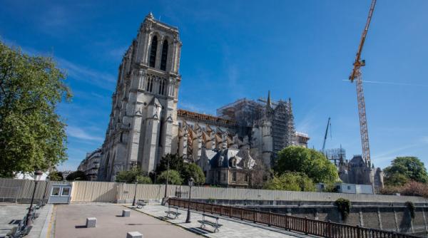 lucrarile de reparatie de la catedrala notre dame urmeaza sa inceapa