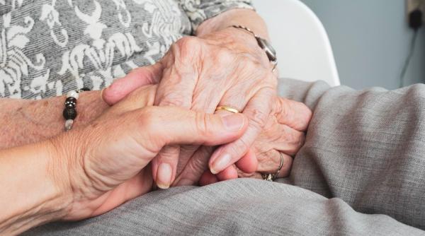 problema dupa ce s au marit intervalele orare destinate varstnicilor de peste 65 ani