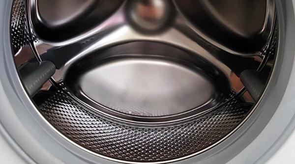 whirlpool mai retrage 55 000 de masini de spalat care iau foc