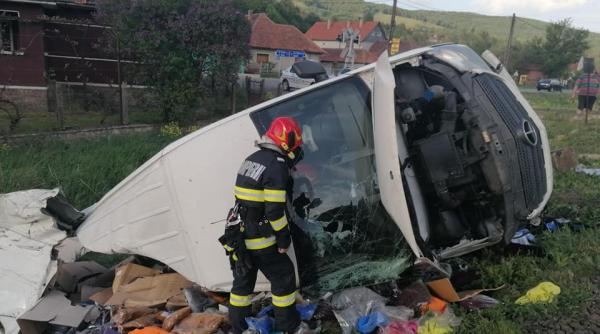 accident teribil la cluj a scapat ca prin minune dupa ce a fost spulberat de un tren